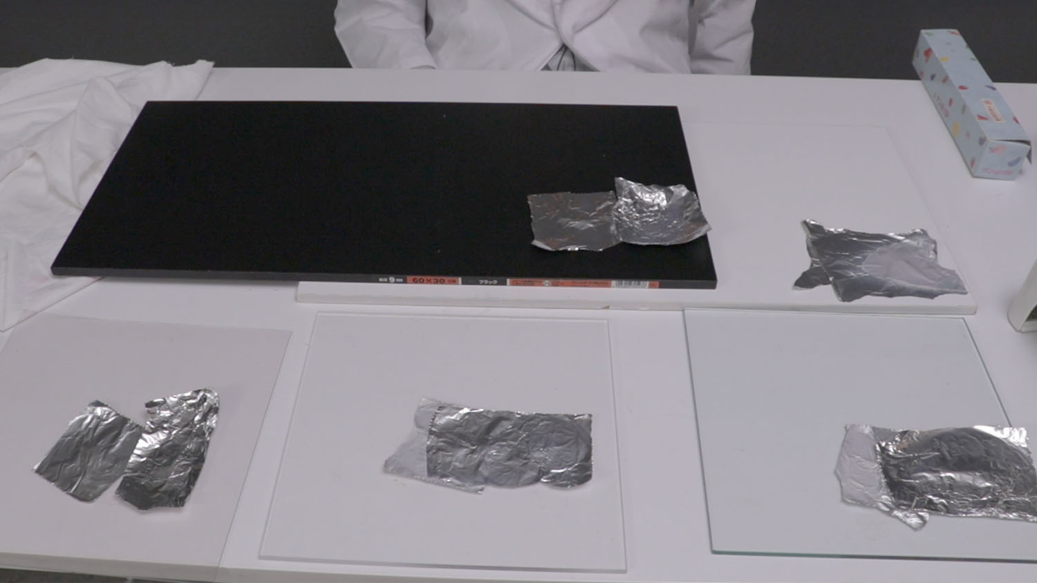 取れないジェルをリムーバーを浸透させて取る